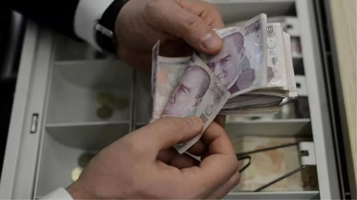 Ziraat Bankası\'nın eski yöneticisi: Asgari ücret 6500 lira olmalı