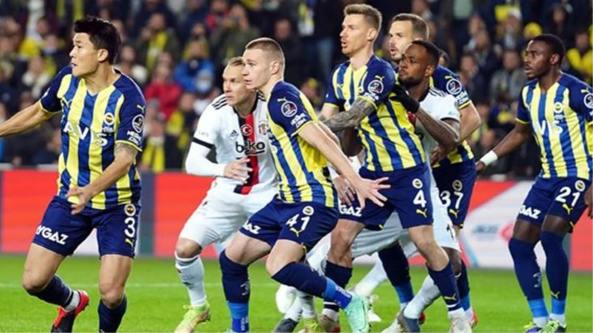 Beşiktaş\'ın derbi kadrosu netleşti! Yıldız futbolcuların olmayışı dikkatlerden kaçmadı