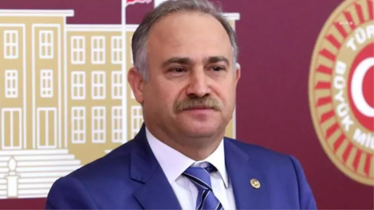 CHP'li Gök: 'Ellerinde Olmayan Sebeplerle Mesleki Eğitim Çalışmalarına Katılamayan Öğretmenlerin Ek Ders Ücretlerinin Kesilmesi Kabul Edilemez'