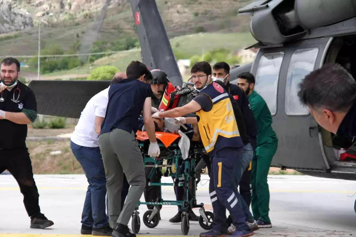 Muhtar, koyun otlatma kavgasının kurbanı oldu: Göçerler tarlasına girdikleri muhtarı öldürdü