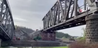 Irpin'de haftalar sonra ilk tren seferi