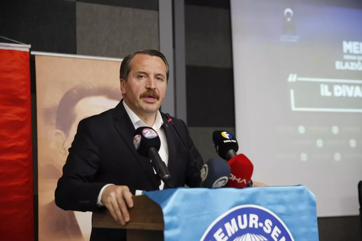 Memur-Sen Genel Başkanı Yalçın, Elazığ\'da konuştu