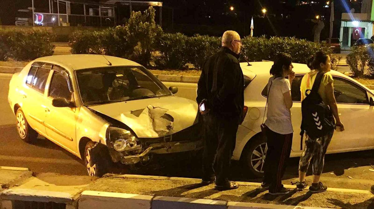 Mersin\'de trafik kazası: 1 yaralı