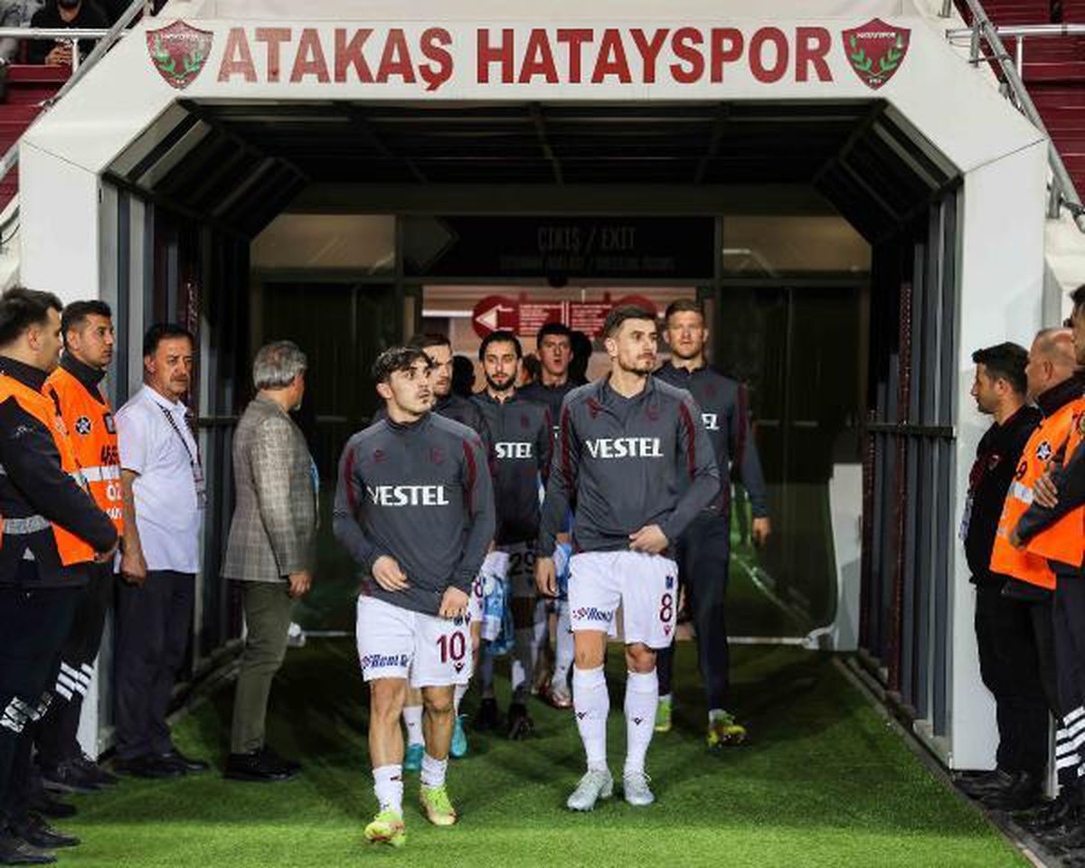 Şampiyon Trabzonspor\'da genç oyunculara forma şansı