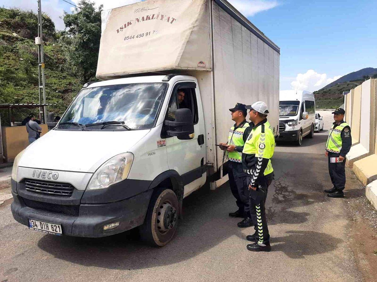 Sason\'da \'Yayalar için 5 adımda güvenli trafik\' projesi tanıtıldı