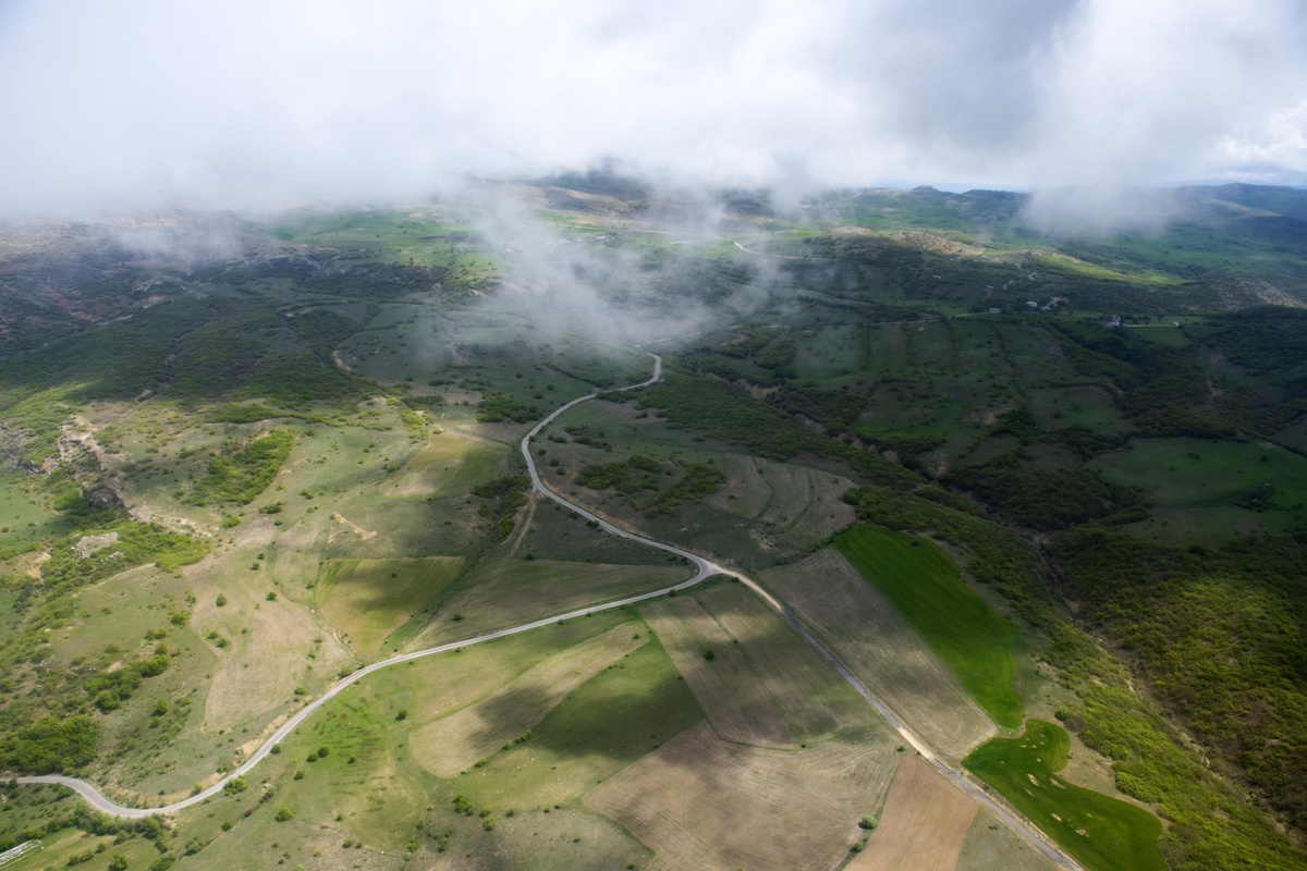 Tunceli\'nin yeşile bürünen doğası havadan görüntülendi