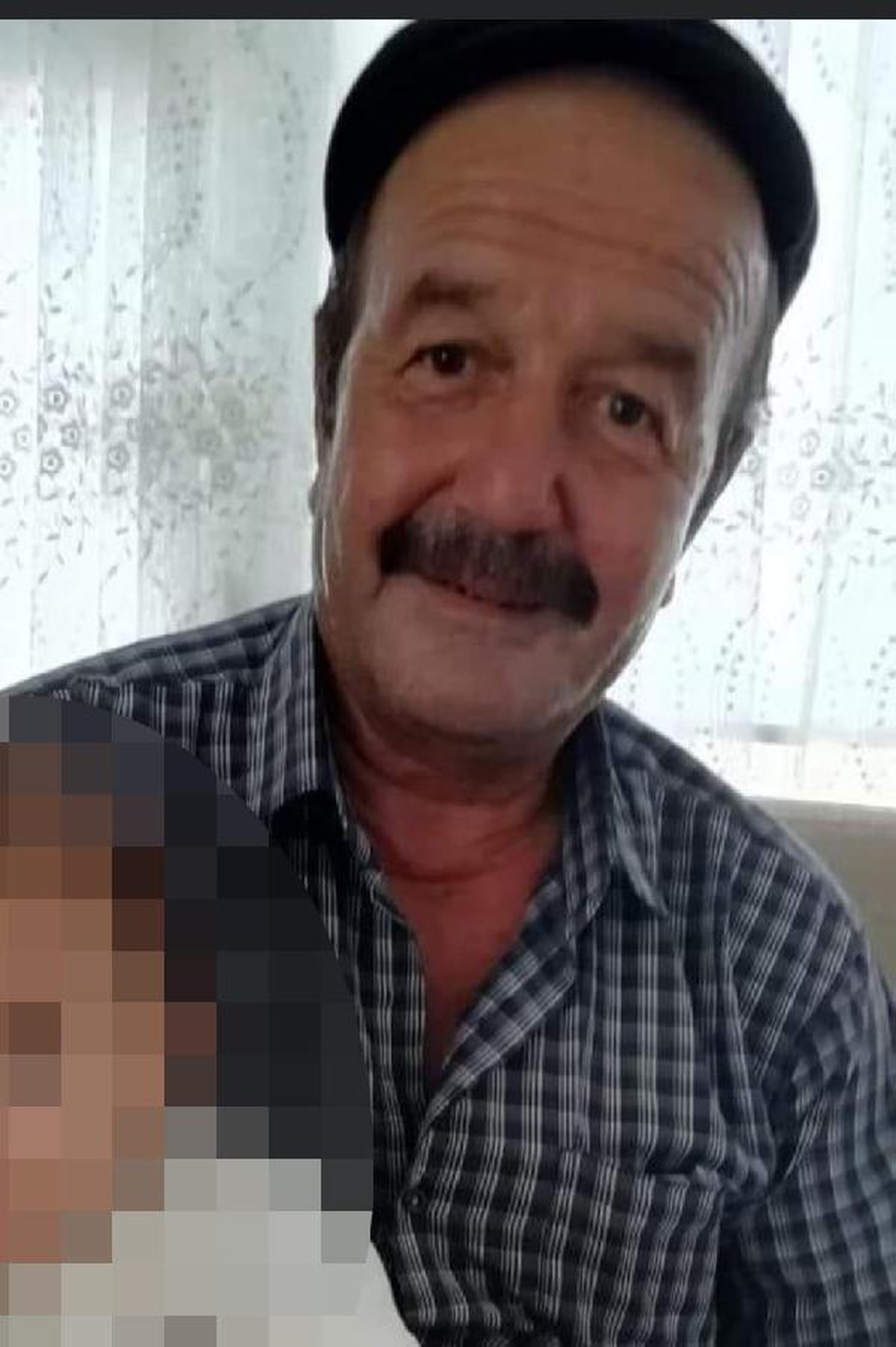 Eskişehir\'de \'evinde 4 şişe kolonya içtiği\' öne sürülen adam öldü