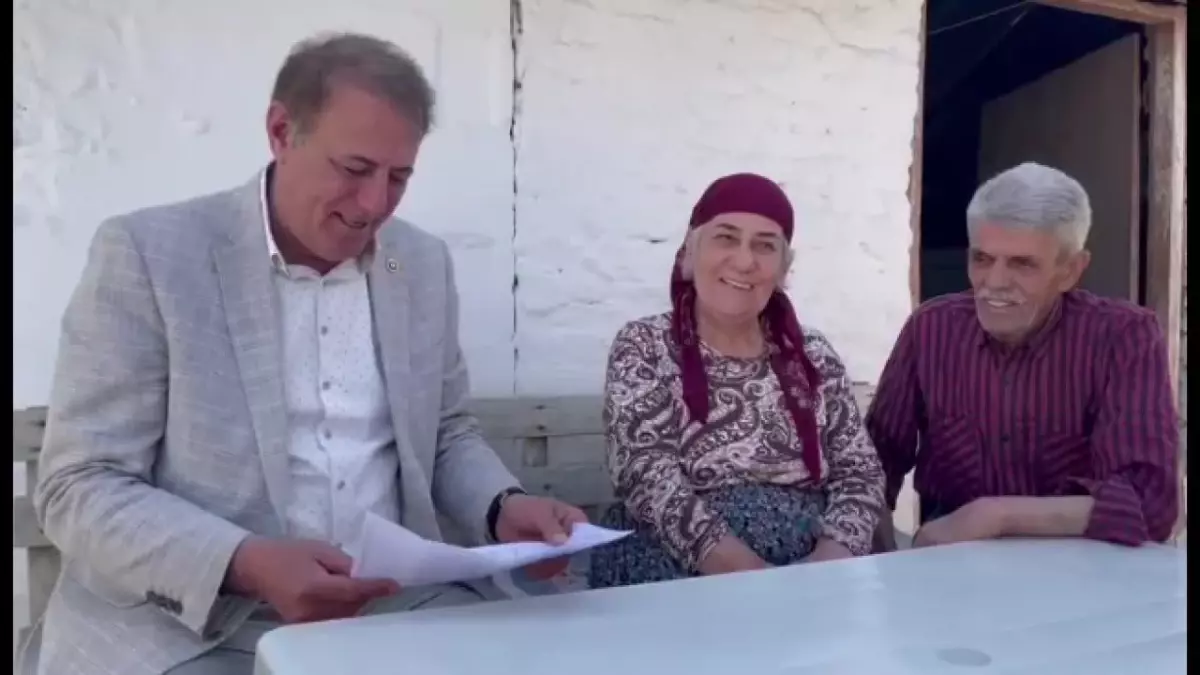 Aydın'da Yaşayan Hediye Karakas Hakkında, Fahrettin Altun'la İlgili Bir Paylaşımı Beğendiği İçin 'Hakaret' Davası Açıldı