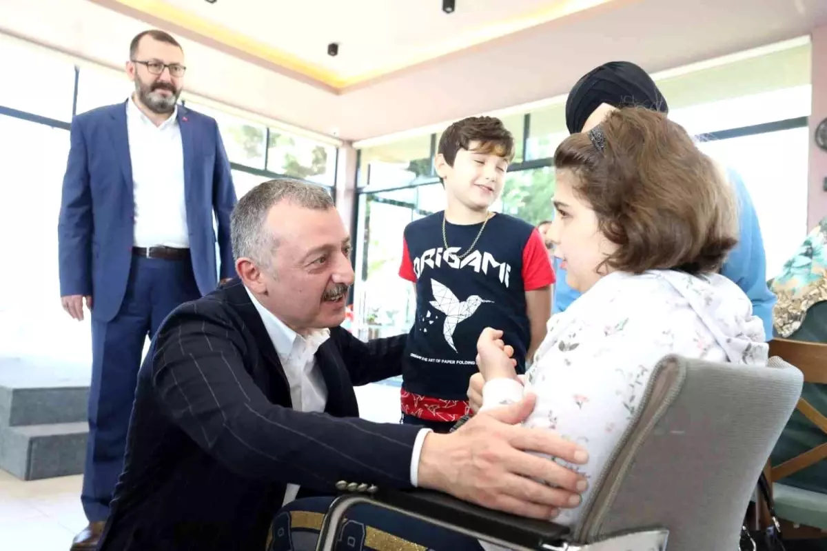 Başkan Büyükakın: 'Başımızın üzerinde yeriniz var'