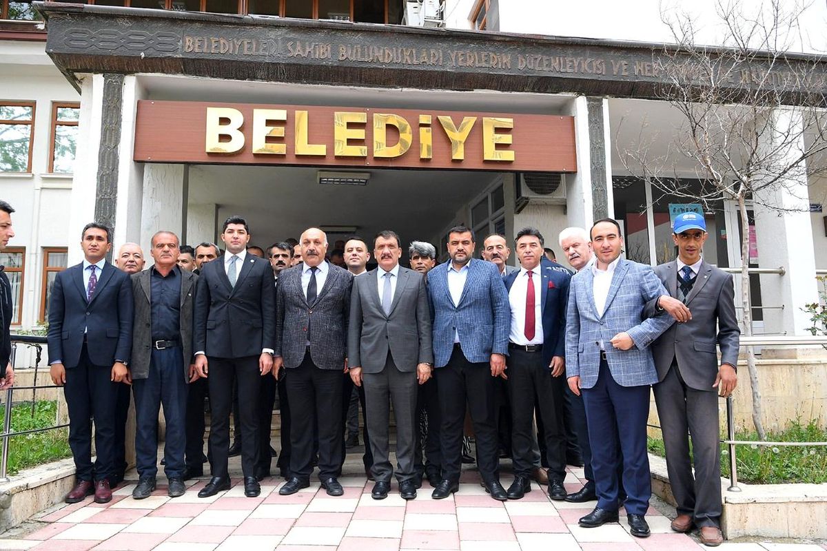 Başkan Gürkan, Doğanşehir'de temaslarda bulundu