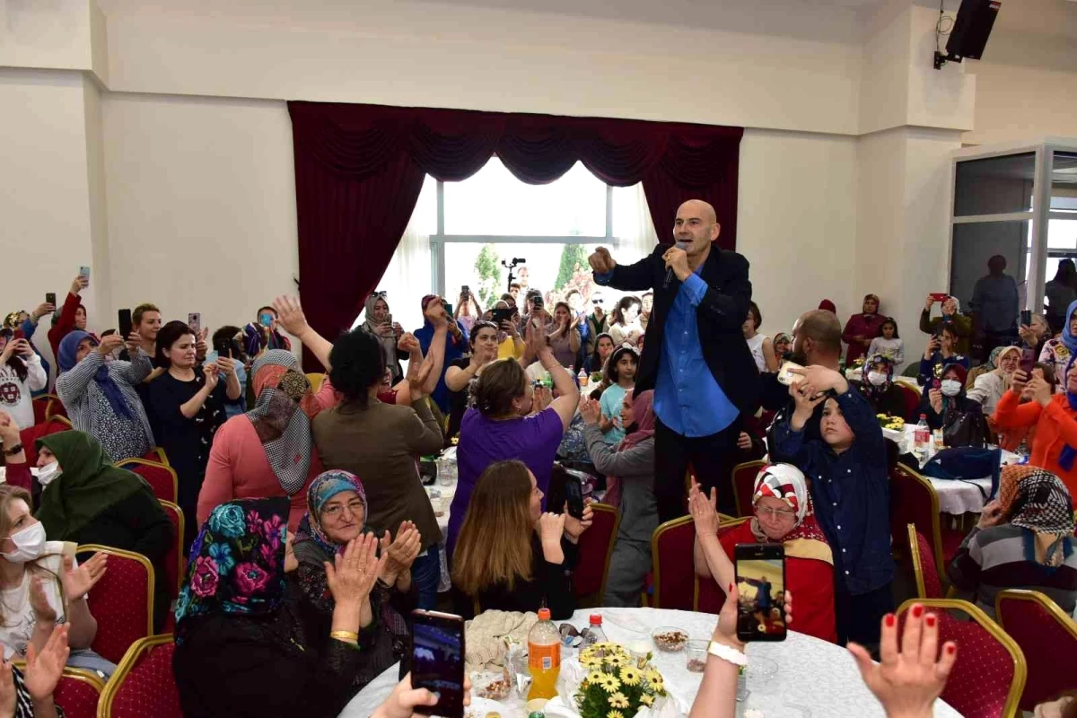 Bozüyük Belediyesi 4 Eylül Tesisi Anneler Günü\'nde Altay konseri ile açıldı
