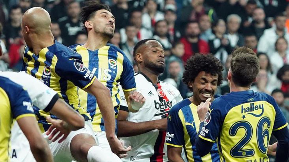 Derbiye sarı kartlar damga vururken, topun oyunda kaldığı süre tepki çekti