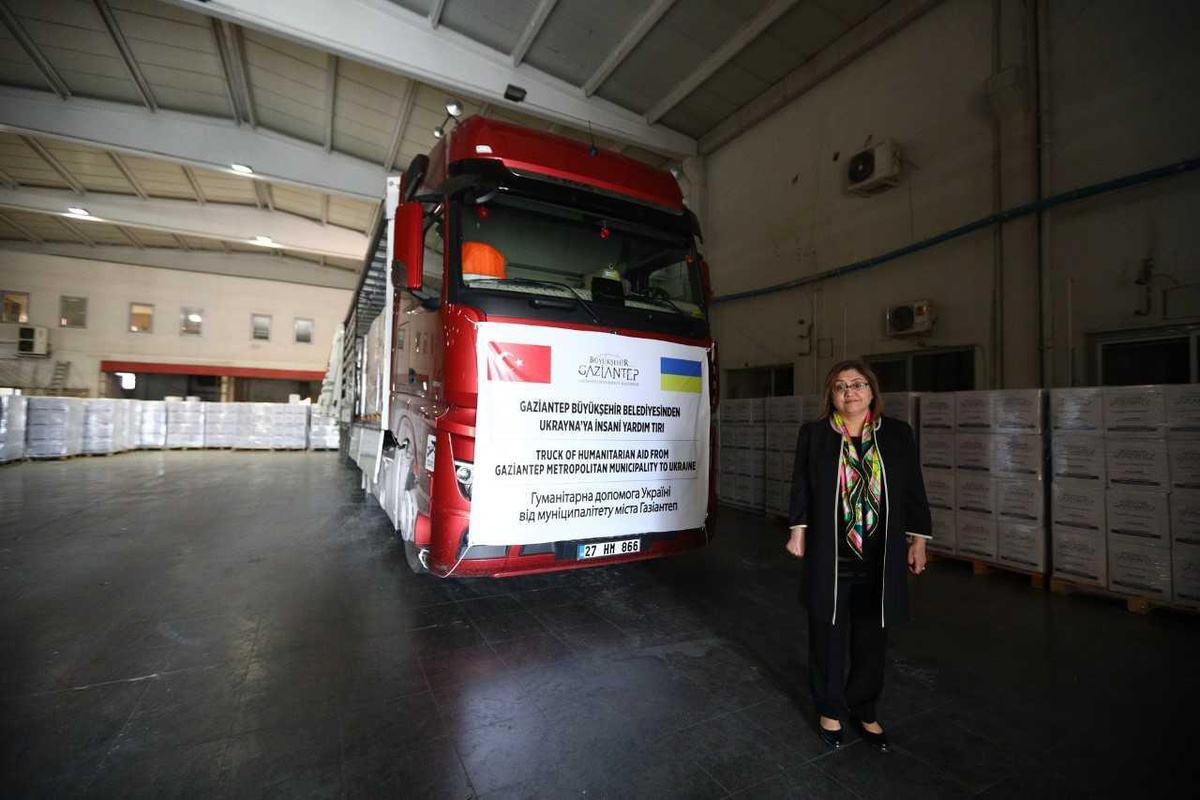 Gaziantep Büyükşehir Belediyesinden Ukrayna\'ya gıda yardımı