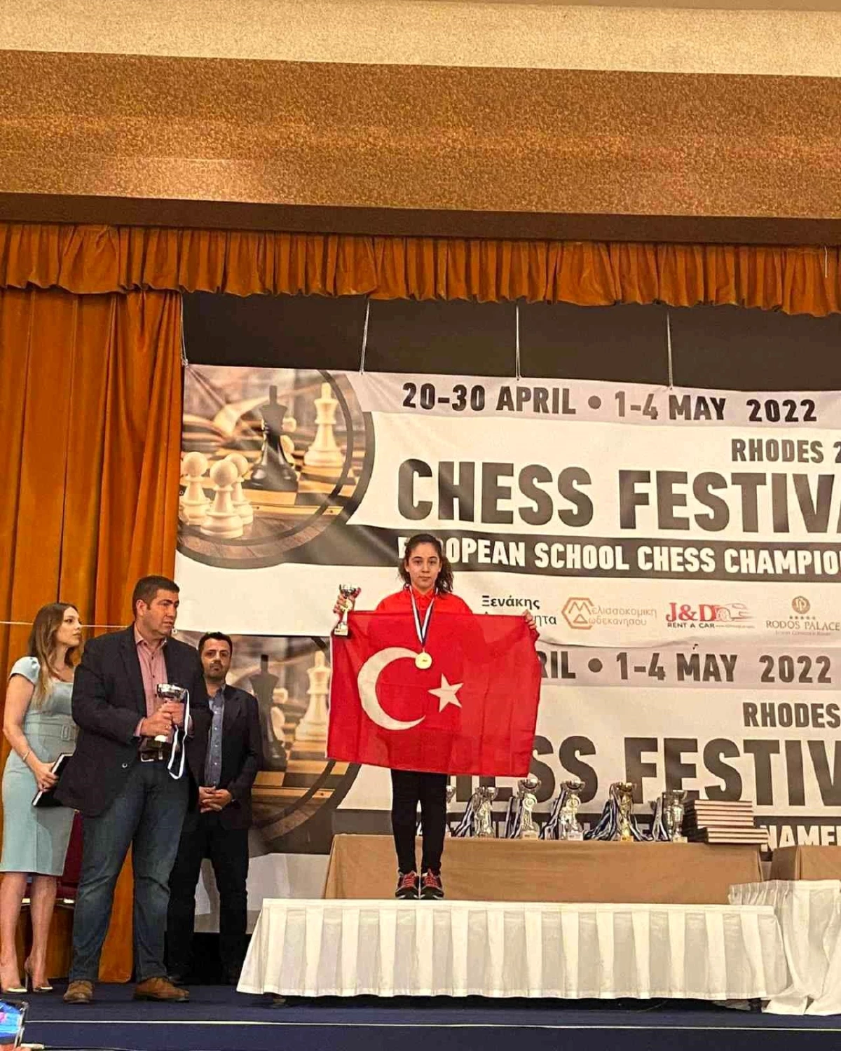GKV\'li Beren Kalyoncu satrançta Avrupa ikincisi oldu