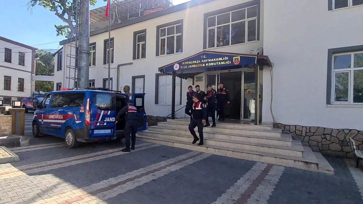 Son dakika: İzmir\'deki çifte cinayetin zanlısı tutuklandı