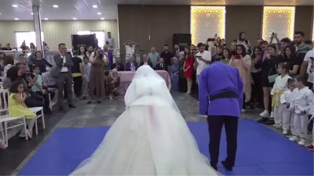 Milli judocular nikah masasına judo kıyafetiyle oturdu