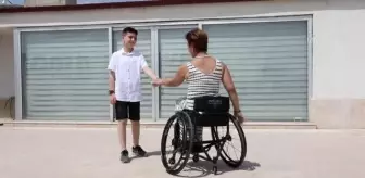 Türkiye şampiyonu anne, oğluyla dans pistinde buluştu