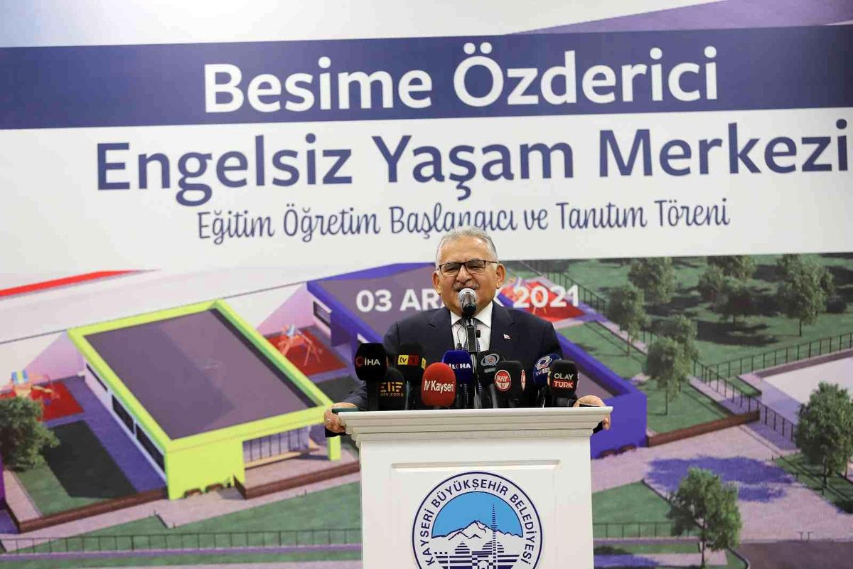 Başkan Büyükkılıç: "Engelleri ortadan kaldırmak için hizmet ediyoruz"