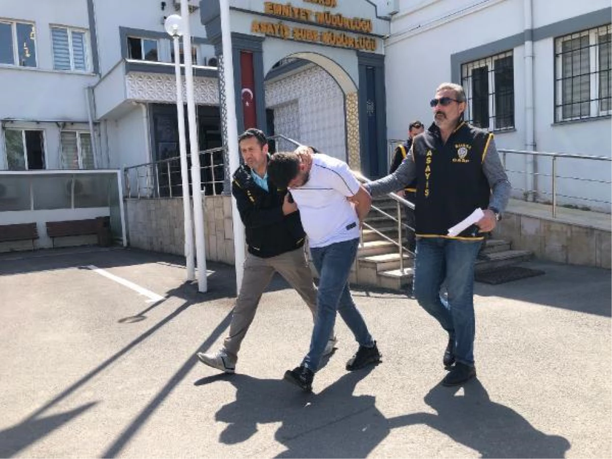 Bursa\'da 25 kilometre süren takip, polis barikatında bitti (2)
