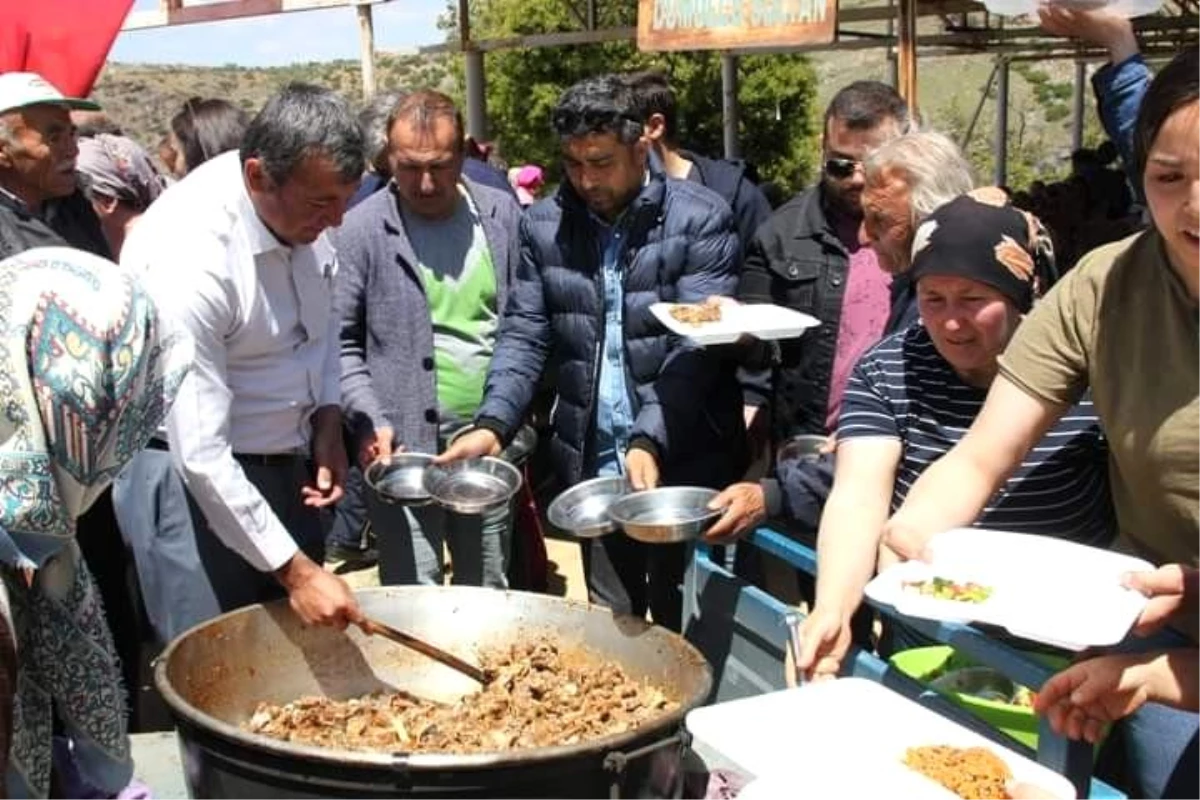 Çal\'da Hıdırellez 2 yıl aradan sonra coşkuyla karşılandı