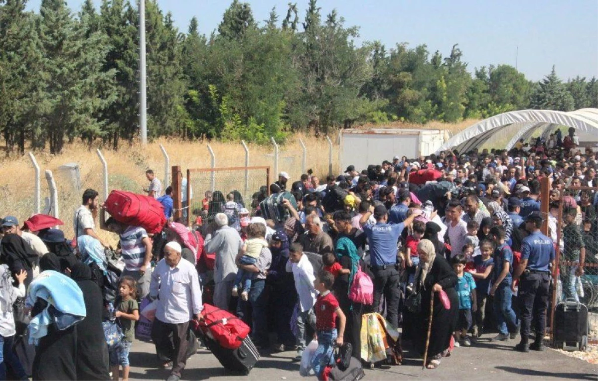 "Suriyeliler devletten maaş alıyor mu?" sorusuna İçişleri Bakan Yardımcısı İsmail Çataklı cevap verdi