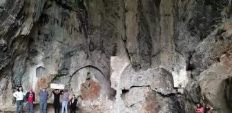 Mağara kilise, kaçak kazılarla talan edildi