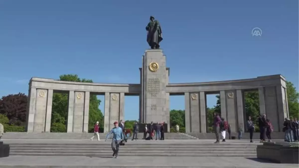 Nazi Almanyasından kurtuluşun 77. yıl dönümü: '9 Mayıs Zafer Günü'