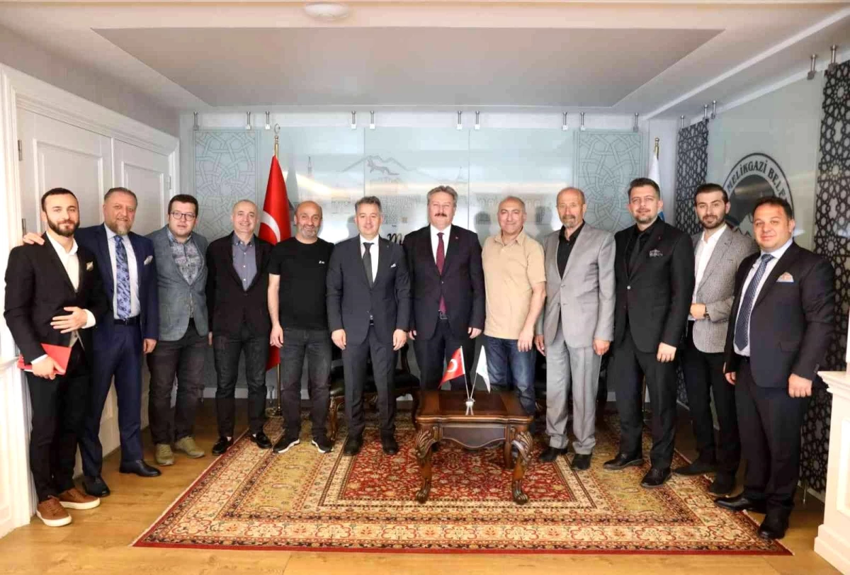 Türkiye Kayak Federasyonu başkan adayından, Melikgazi\'ye ziyaret