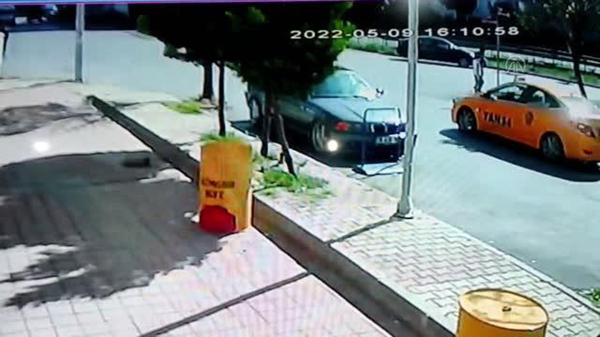 Tuzla'daki trafik kazasında 2 kişi yaralandı