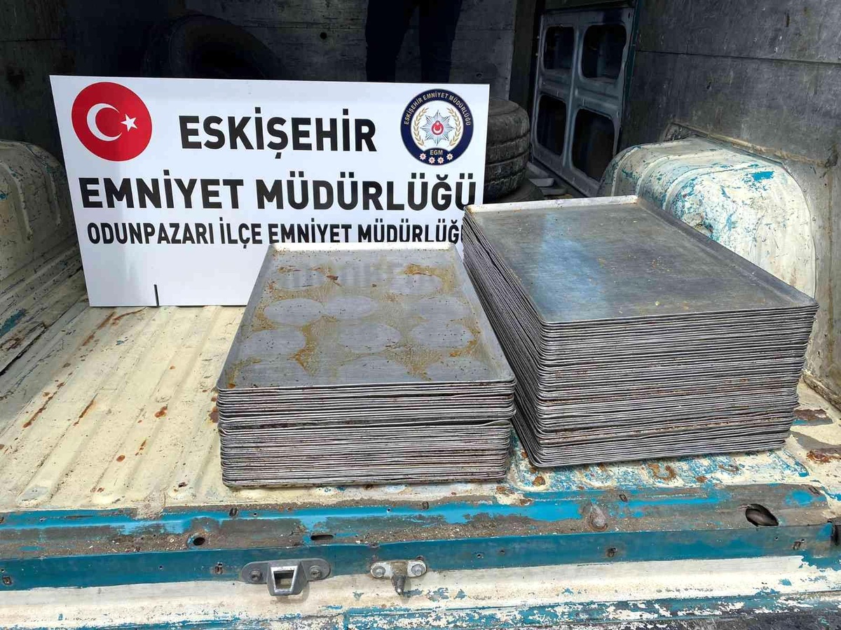 600 bin liralık \'tepsi\' çalan hırsız yakalandı
