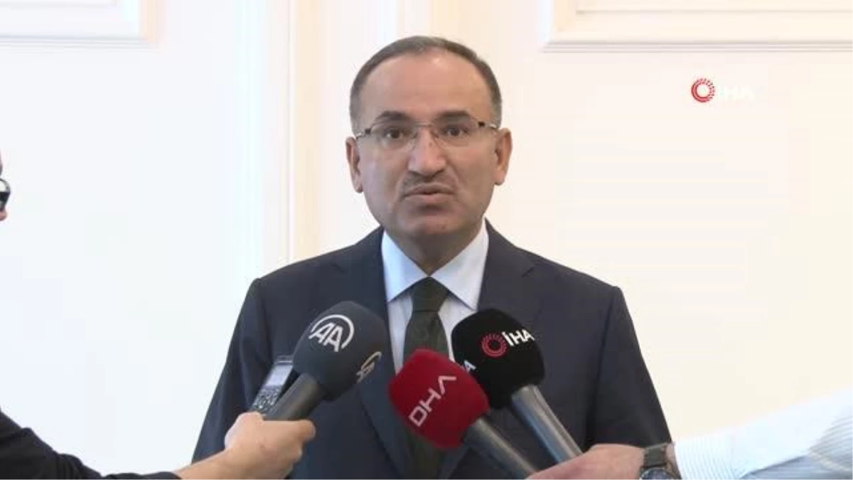 Adalet Bakanı Bekir Bozdağ: "Stokçuluk yapanlara verilen cezayı 1 yıldan 3 yıla şeklinde değiştiriyoruz"