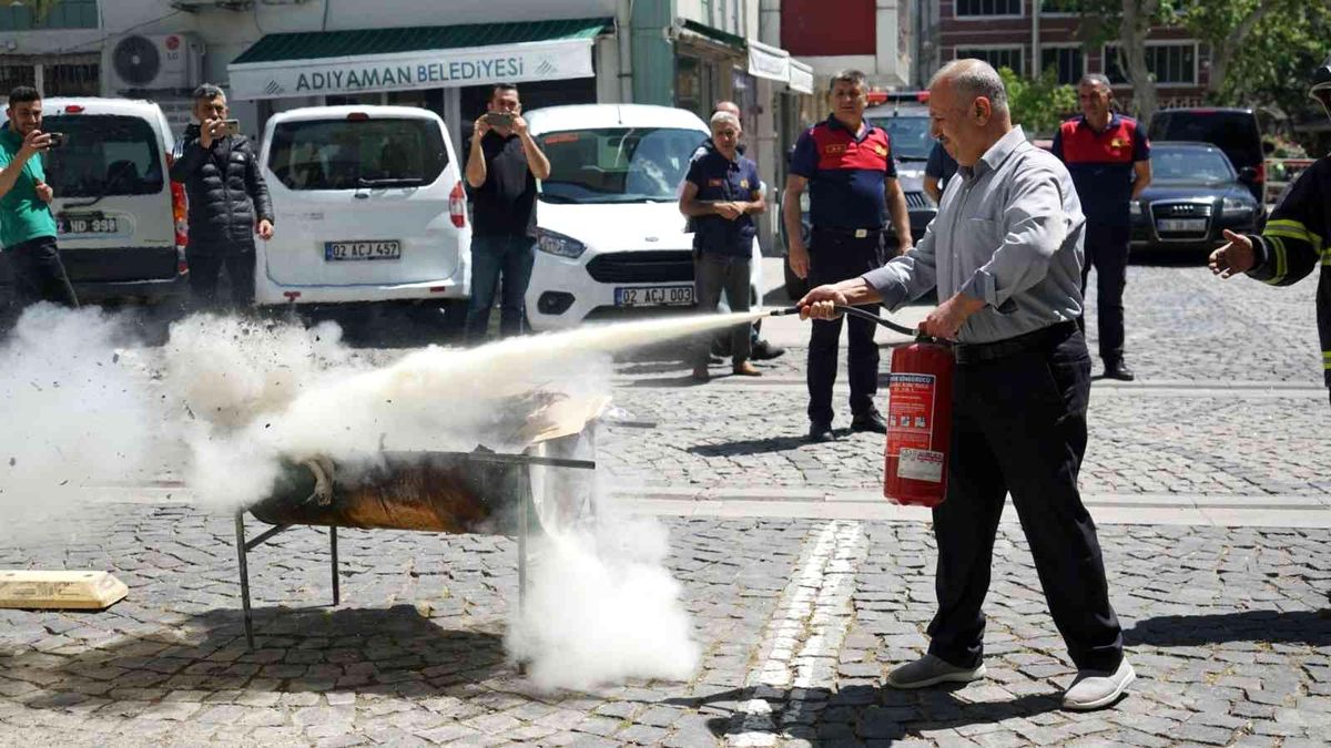 Son dakika haber! Adıyaman Belediyesinde yangın tatbikatı