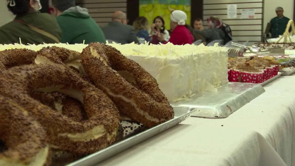 Ankara Halk Ekmek\'te Bir İlk: Çölyak Hastalarına Özel Glutensiz Taze Simit ve Yaş Pasta Üretildi