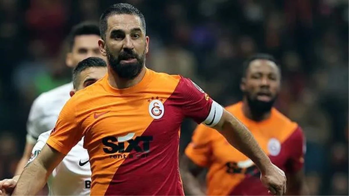 Arda Turan, yılın en sevilen futbolcusu seçildi, sosyal medya ayağa kalktı!