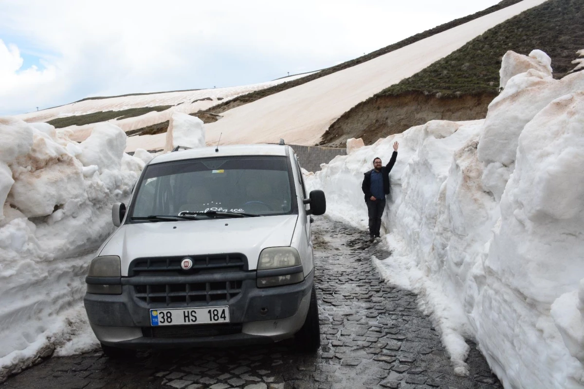 Bitlis\'te kar esareti devam ediyor