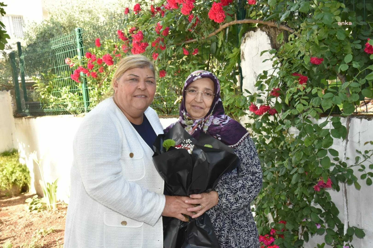 Ceyhan Belediye Başkanı Hülya Erdem, Şehit Annelerinin Anneler Günü\'nü Kutladı