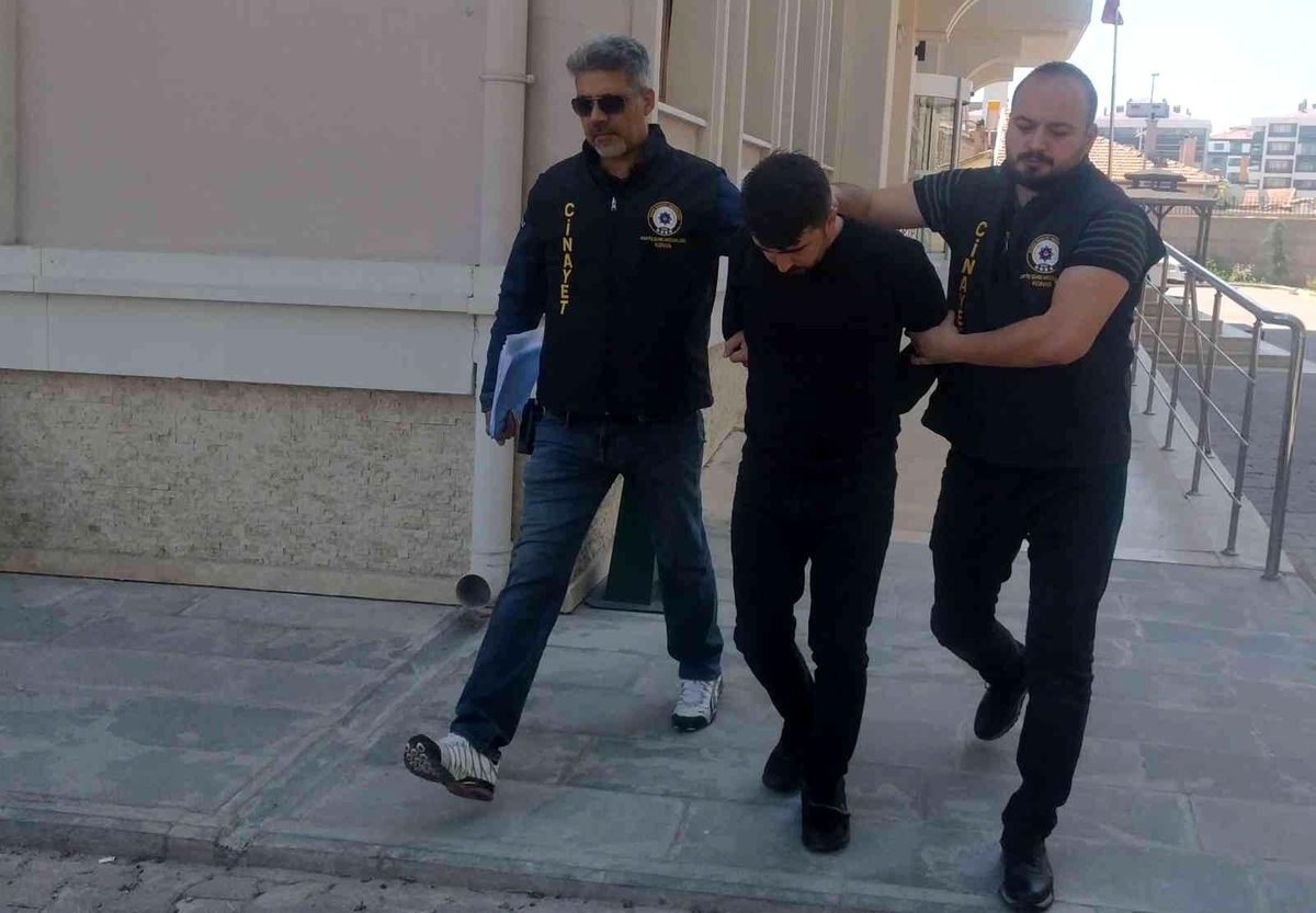Son dakika haberleri: \'Fatura\' kavgasının cinayet zanlısı adliyeye sevk edildi
