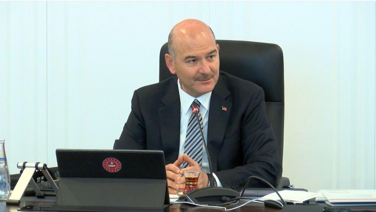 Bakan Soylu: "Ne Türkiye Cumhuriyeti vatandaşlığına geçen yabancıların Türkiye\'nin nüfus yapısını değiştirmek gibi bir kabiliyeti söz konusu...