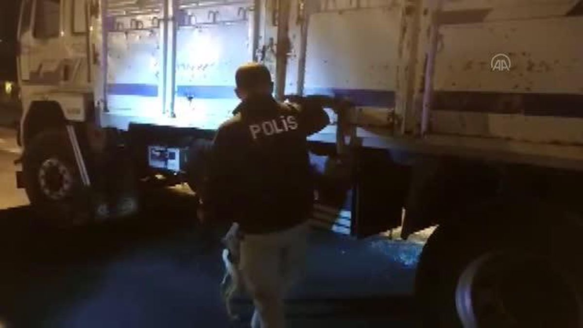 Kamyonda 9 kilo 435 gram esrar ele geçirildi