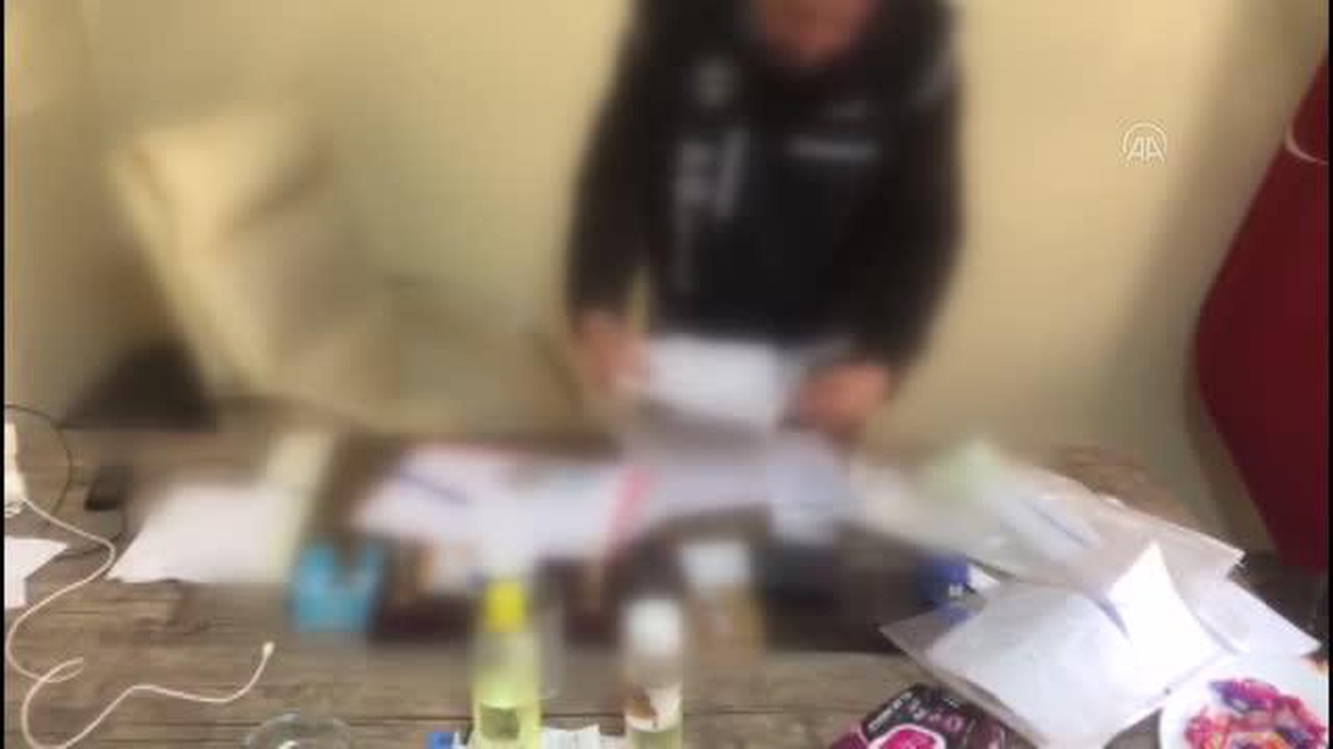 Yüksek faiz vadettikleri emeklilerin maaşlarına el koyan suç örgütüne operasyon