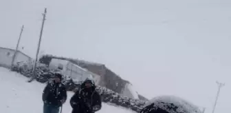 Ağrı'da kar yağışı etkili oldu