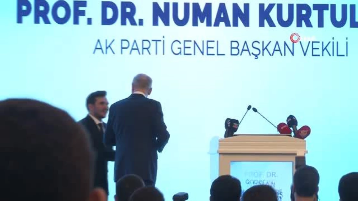 Milli Eğitim Bakanı Özer, \'Yunus Emre Yolunda Genç Gönüllüler Buluşması\' programında konuştu