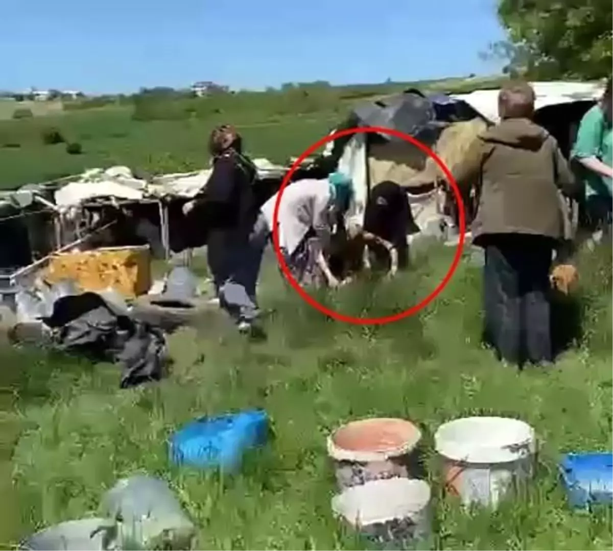 Alevlerin arasında kalarak ağır yaralanmıştı, yanık tedavi merkezine sevk edildi