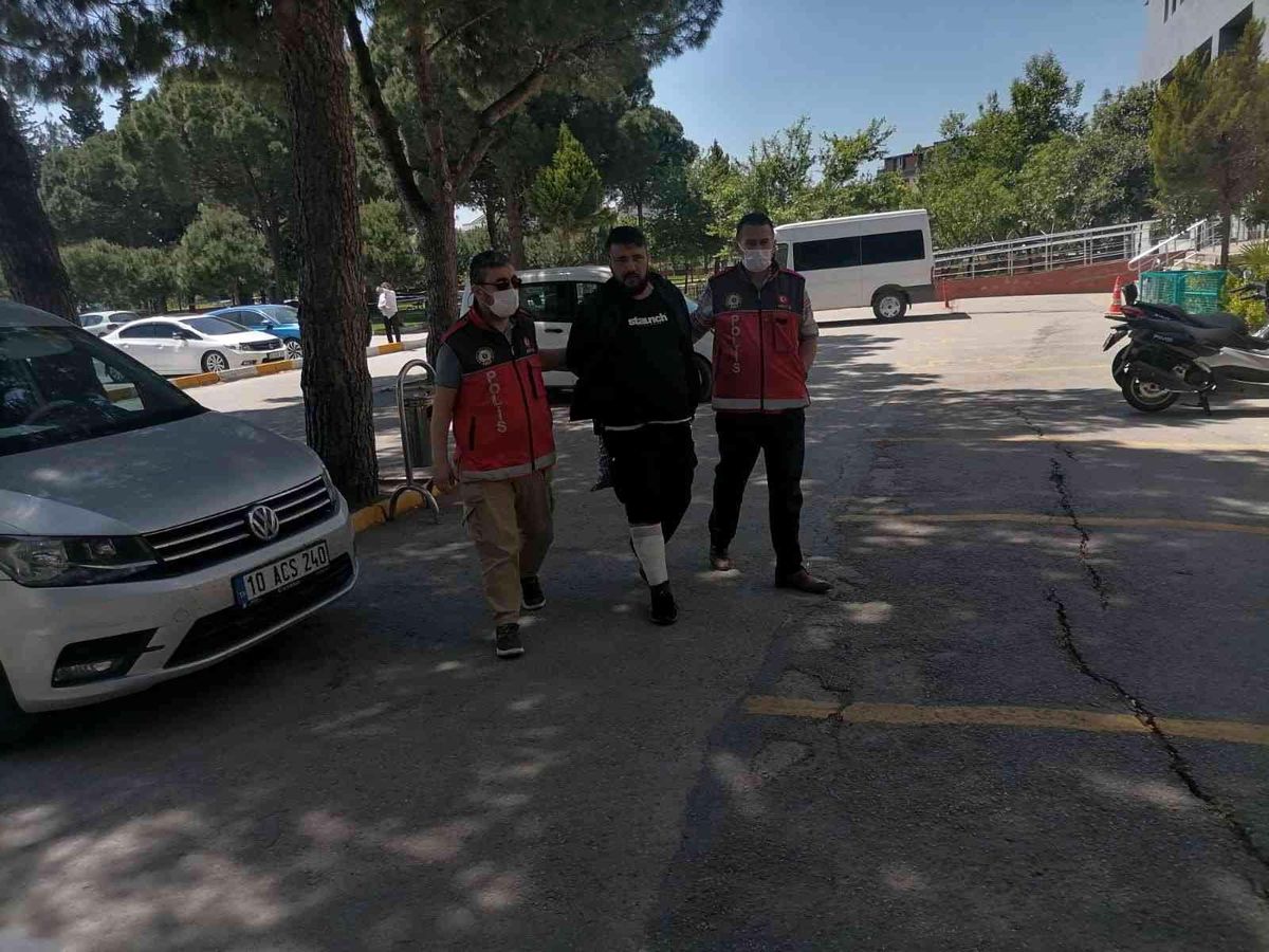 Balıkesir\'de polis 11 yıl hapis cezası olan şahsı yakaladı