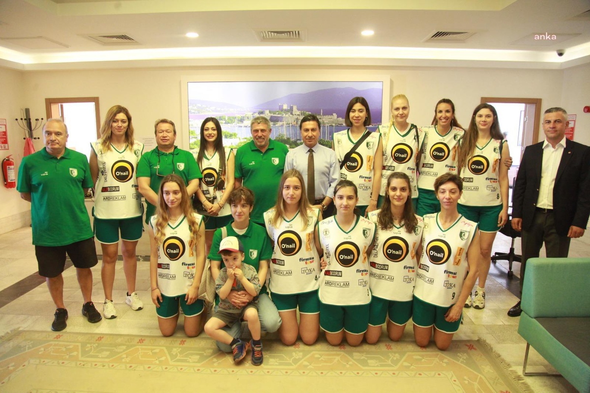 Bodrumspor Kadın Voleybol Takımı 2. Lig Yolunda