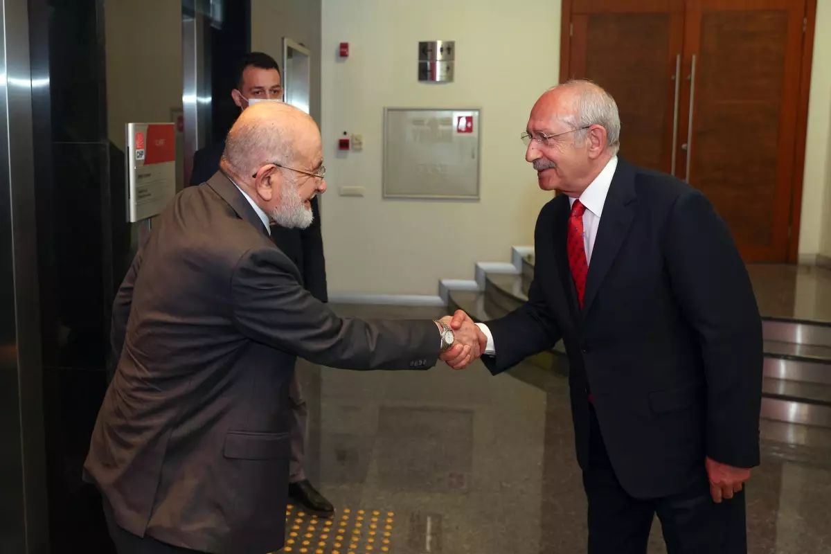 Temel Karamollaoğlu, Kemal Kılıçdaroğlu'nu Ziyaret Etti