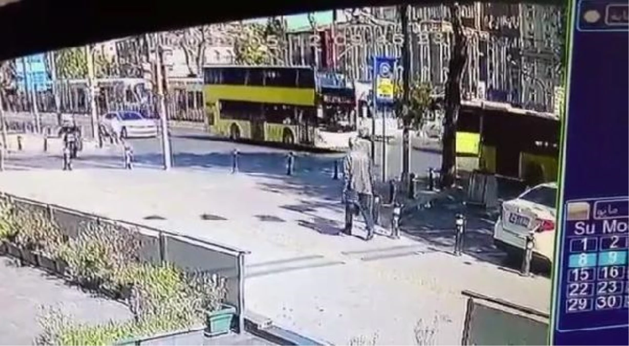 Fatih\'te tramvayla İETT otobüsü çarpıştı: 6 yaralı