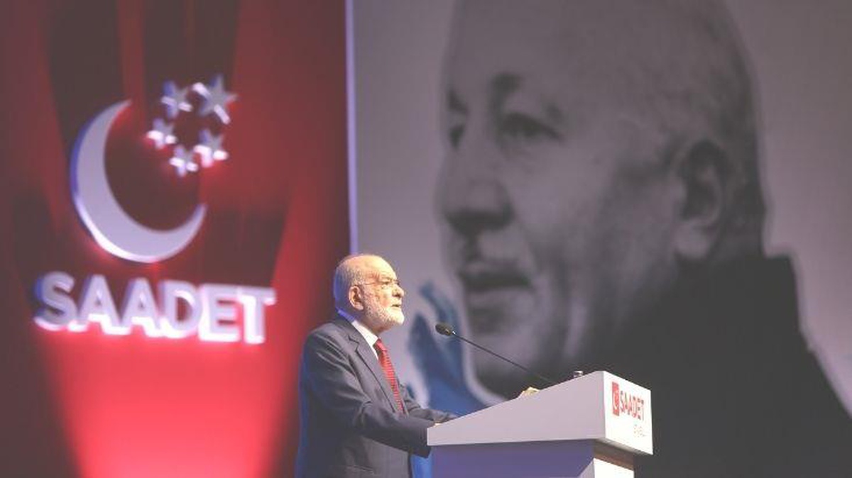 Karamollaoğlu\'ndan konut paketi tepkisi: Bu iktidarı, kirasını dahi ödeyemeyen milyonlarca insanımızla birlikte değiştireceğiz