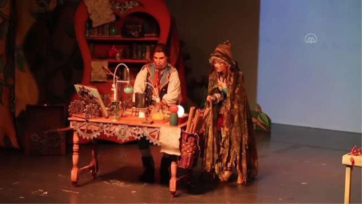 SAMDOB "Eni\'nin kalbi" çocuk operasını sahneledi