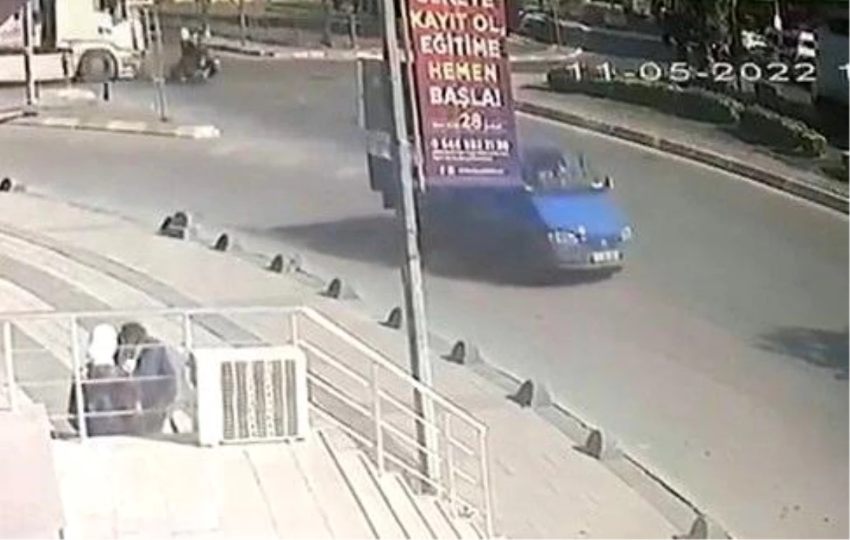 Son dakika haberi! Sultanbeyli\'de hafriyat kamyonu yunus polislerine çarptı: 1 polis şehit, 1 polis yaralı